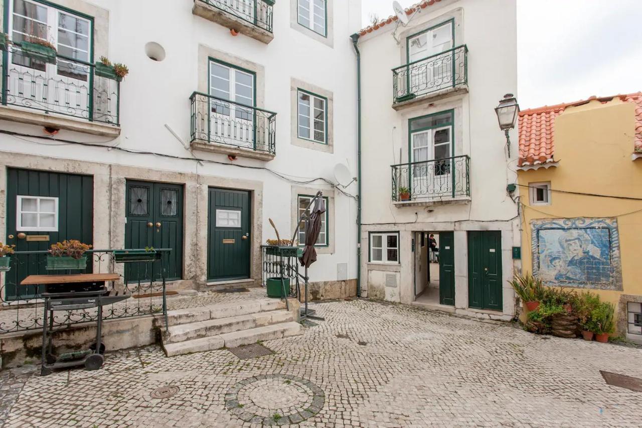 Alfama Charming Apartment, By Timecooler Lisbon Exterior photo